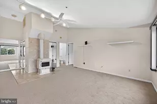 2101 Creekside Dr, Newark, DE 19711 - Photo 11