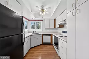 2101 Creekside Dr, Newark, DE 19711 - Photo 17