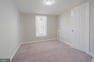 729 W 9th St, Wilmington, DE 19801 - Photo 17