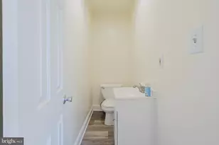 729 W 9th St, Wilmington, DE 19801 - Photo 11