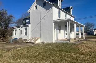 408 Marsh Rd, Wilmington, DE 19809 - Photo 1