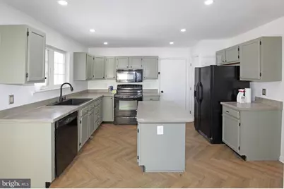 251 E Flagstone Drive, Newark, DE 19702 - Photo 5