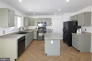 251 E Flagstone Dr, Newark, DE 19702 - Photo 5