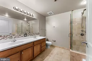 105 Christina Landing Dr, Wilmington, DE 19801 - Photo 13