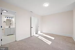 609 N Van Buren St, Wilmington, DE 19805 - Photo 13