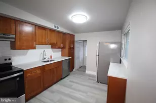 25 E 4th St, New Castle, DE 19720 - Photo 7