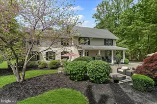 915 Centre Rd, Wilmington, DE 19807 - Photo 1