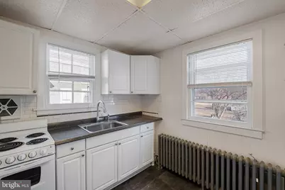 221 Chestnut Street, New Castle, DE 19720 - Photo 7