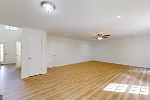 107 Nicholas Ct, New Castle, DE 19720 - Photo 7