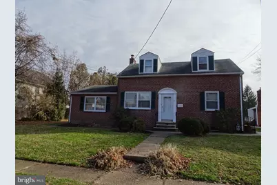 27 W 7th Street, New Castle, DE 19720 - Photo 1
