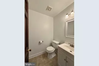 28 Servan Court, Wilmington, DE 19805 - Photo 9