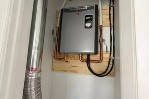 321 Bassett Ave, New Castle, DE 19720 - Photo 17