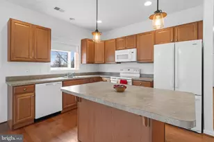 64 Grand National Ln, Newark, DE 19702 - Photo 9