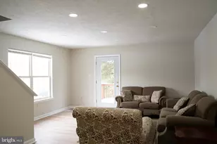 106 Gateway Dr, Newark, DE 19711 - Photo 3