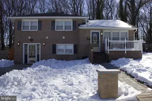 17 Aquilla Dr, New Castle, DE 19720 - Photo 1