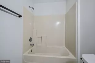 1604 Waters Edge Dr, Newark, DE 19702 - Photo 17