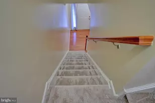 536 Van Dyke Cir, Newark, DE 19702 - Photo 9