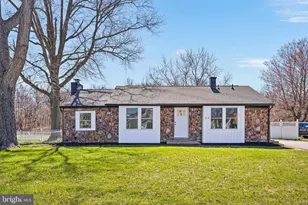 32 Constitution Blvd, New Castle, DE 19720 - Photo 1