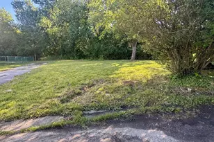 41 Holcomb Ln, New Castle, DE 19720 - Photo 1