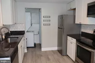 306 Elwood Pl, New Castle, DE 19720 - Photo 5