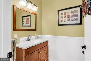 1325 Birch Ln, Wilmington, DE 19809 - Photo 17