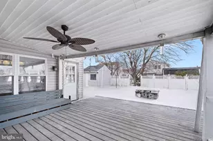 213 S Booth Dr, New Castle, DE 19720 - Photo 13