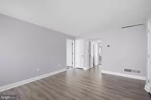 213 S Booth Dr, New Castle, DE 19720 - Photo 19