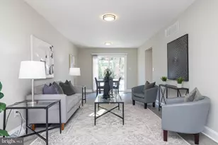 209 W Edgewater Way, Newark, DE 19702 - Photo 3