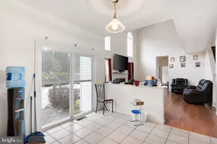 205 E Harvest Dr, New Castle, DE 19720 - Photo 9