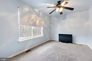 205 E Harvest Dr, New Castle, DE 19720 - Photo 13