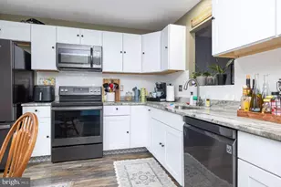 5008 E Woodmill Dr, Wilmington, DE 19808 - Photo 5