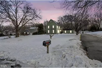 21 Farmingdale Lane, Newark, DE 19711 - Photo 1