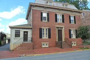 423 Delaware St, New Castle, DE 19720 - Photo 1