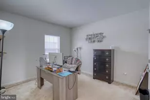 301 E Furrow Ln, Newark, DE 19702 - Photo 41