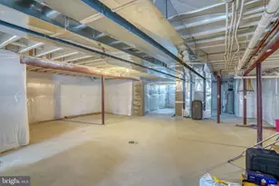 301 E Furrow Ln, Newark, DE 19702 - Photo 45