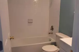 63 Holden Dr, New Castle, DE 19720 - Photo 5