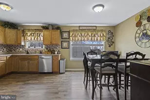 303 W 9th St, New Castle, DE 19720 - Photo 17