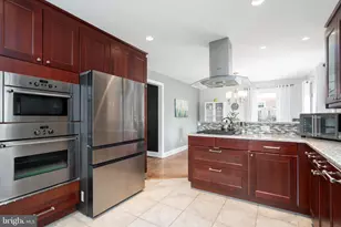 32 Riverside Dr, Wilmington, DE 19809 - Photo 13