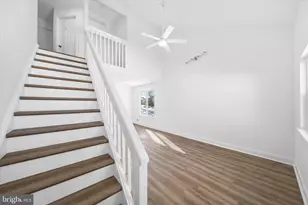 11 Wedgefield Ct, New Castle, DE 19720 - Photo 3