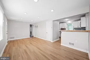 710 S College Ave, Newark, DE 19713 - Photo 5