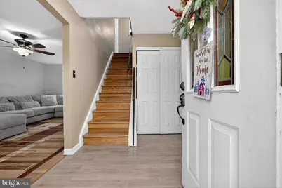 610 S Walnutree Lane, Claymont, DE 19703 - Photo 3