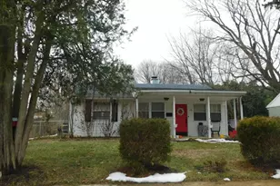 11 Castle Hill Dr, New Castle, DE 19720 - Photo 1