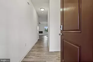 219 N Heron Circle, New Castle, DE 19720 - Photo 7