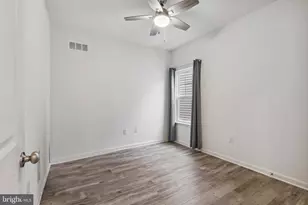 219 N Heron Circle, New Castle, DE 19720 - Photo 17