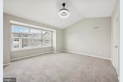 640 Jacobsen Circle, Newark, DE 19702 - Photo 9