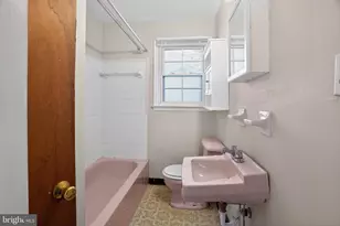 100 Rose Cir, Newark, DE 19711 - Photo 17