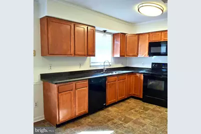 826 W Champlain Ave, Wilmington, DE 19804 - Photo 5