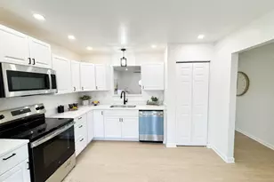 5073 E Woodmill Dr, Wilmington, DE 19808 - Photo 9