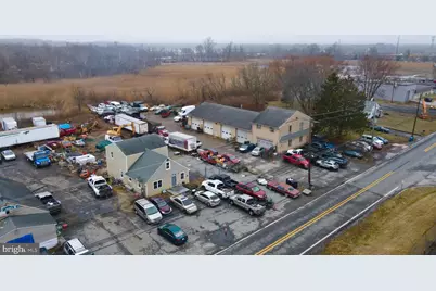 327 Airport Road, New Castle, DE 19720 - Photo 11