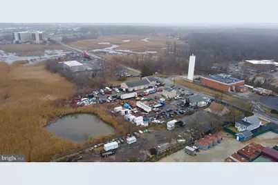 327 Airport Road, New Castle, DE 19720 - Photo 17